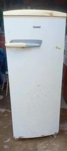 Geladeira gelo seco