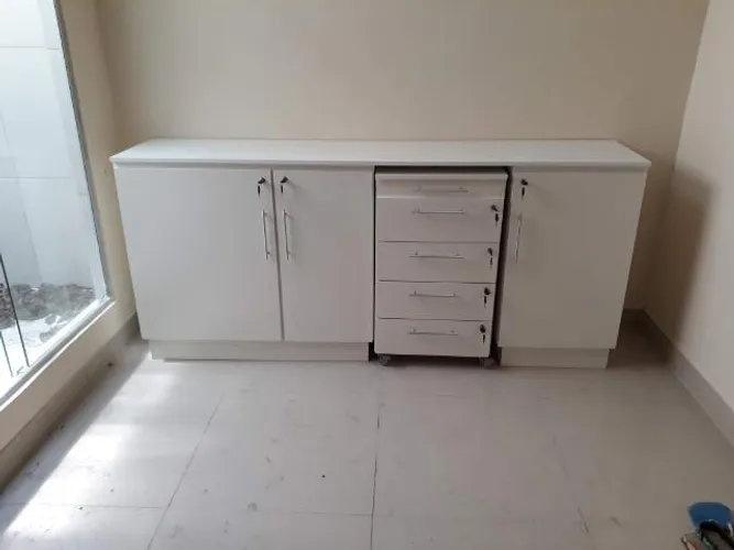 Armários e Gabinetes para dentistas médicos