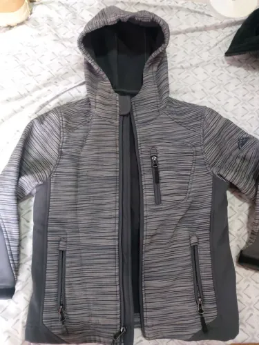 Lindo casaco para seu bebê ir passar com você 