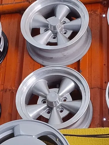 Rodas modelo Mustang 14 