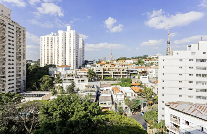 Condomínio novo com lazer de clube
