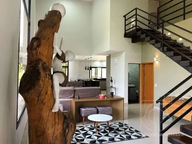 Casa de Condomínio em Paisagem Renoir - Cotia