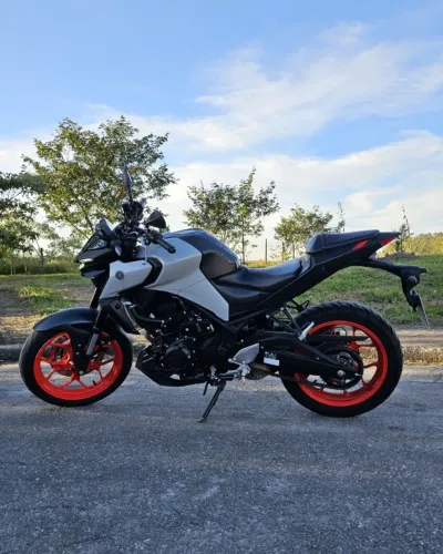 Yamaha MT-03 - 321 ABS - apenas 26mil KM
