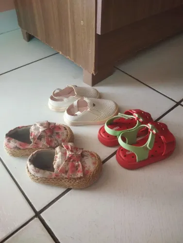Sandália feminina infantil      