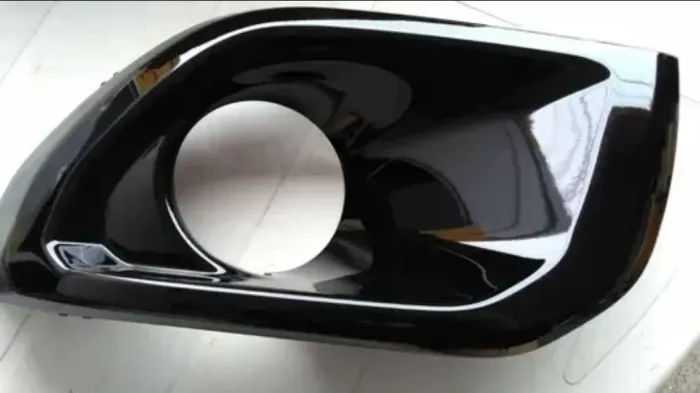 Moldura farol de milha chevrolet spin