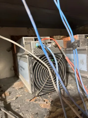 Minerador Bitmain Antminer 62TH