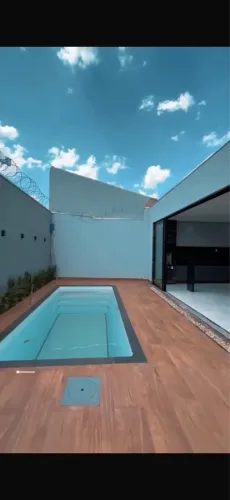 Casa nova com piscina jardim botânico 