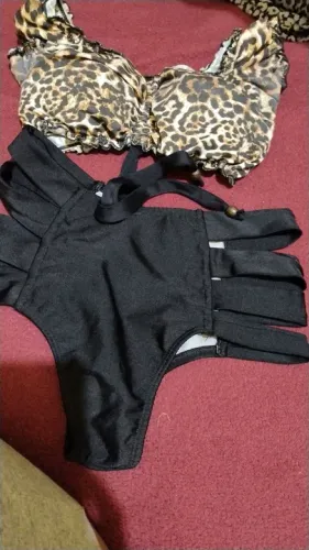 Conjunto de Biquíni Preto e Animal Print