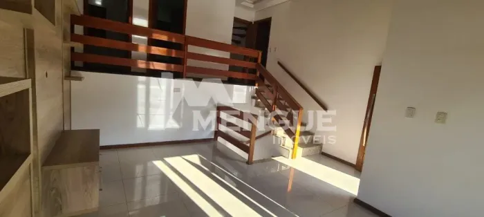 Casa em cond. com 3 quartos, 1 suíte, 3 banheiros e 3 vagas à venda no bairro Verdes Campo