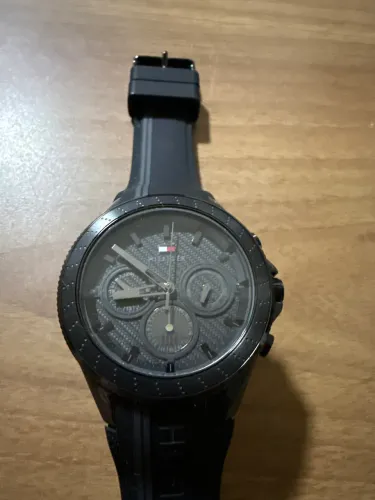 Relógio Tommy Hilfiger original - pulseira de borracha