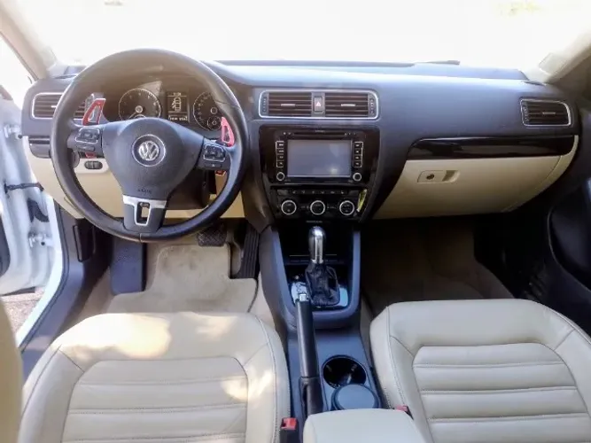 Volkswagen Jetta Highline 2.0 TSI 16V 4P Tiptronic 2014