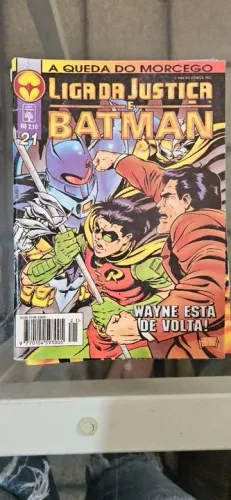 HQ Batman - Liga da Justiça - A Queda do Morcego
