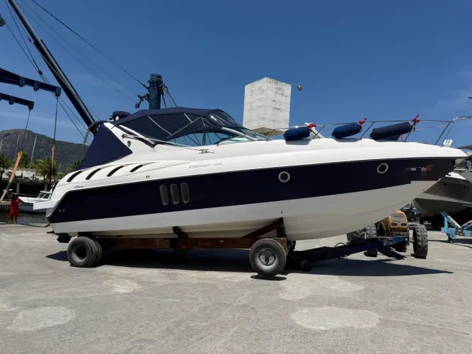 Phantom 360 - 2012 x2 Mercruiser 320 HP ñ Armada Triton Focker Armada Nx Fs