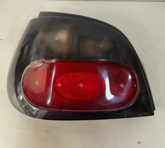 Lanterna Megane 