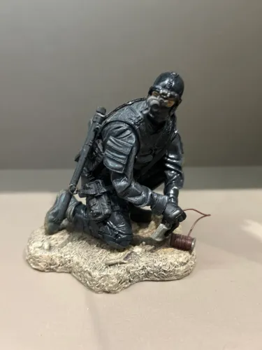 Mc Farlane Military
