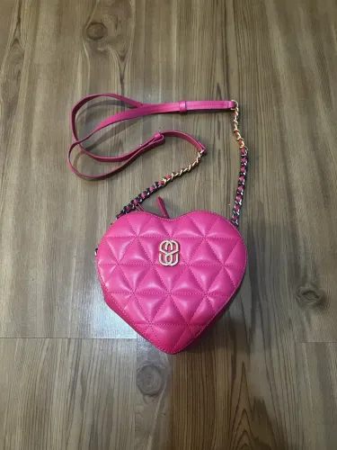 Bolsa Schutz Love Coração - Couro Rosa (Super Nova)
