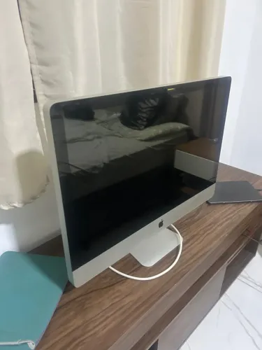 iMac Apple 2011 em perfeito estado