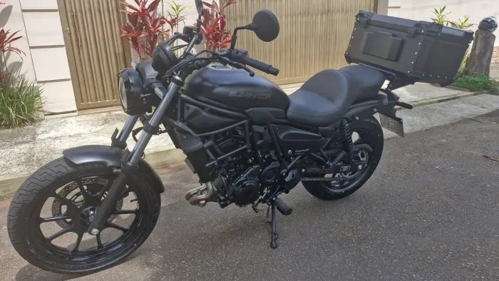 KAWASAKI ELIMINATOR 2025