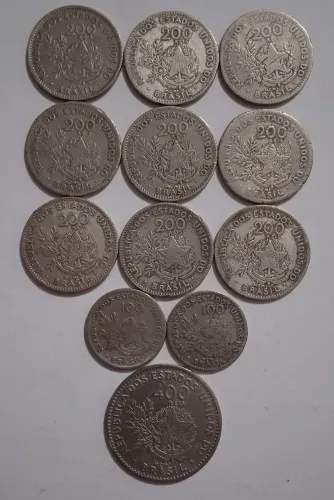 Lote com 12 moedas antigas de Réis 
