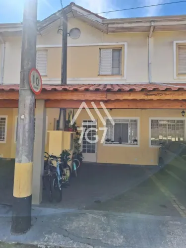 CASA COM 2 DORMITÓRIOS EM CONDOMINIO FECHADO EM BARUERI