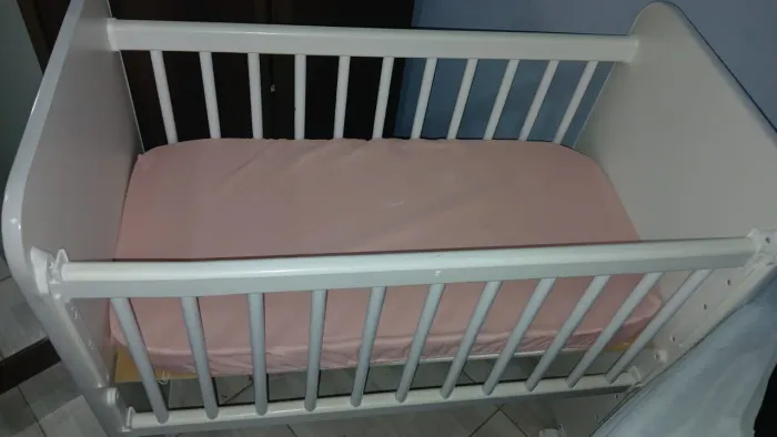 Mini berço com colchão 