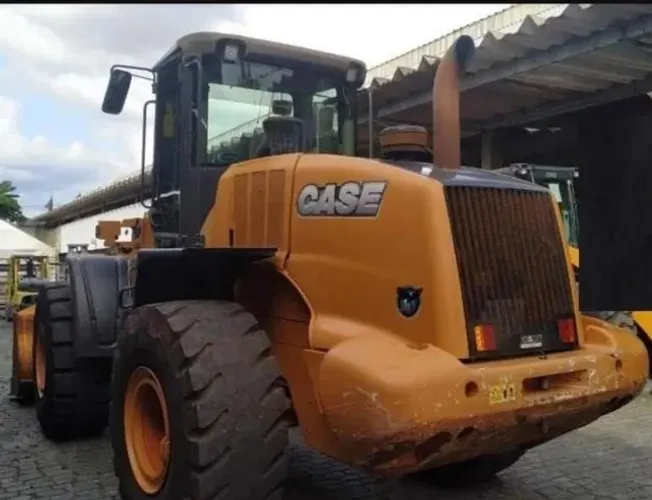 Paescavadeira Case 821 2016