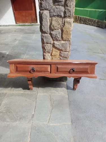 Aparador antigo de parede em madeira com 2 gavetas