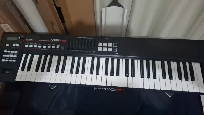 Teclado Roland XPS-10