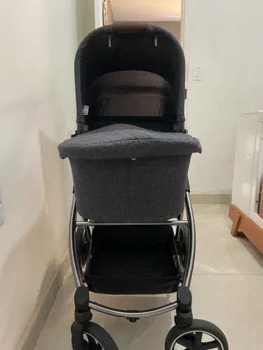 Vendo carrinho de bebê da ABC design com Moisés 