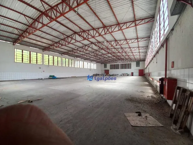 Galpão com 3500 m² em - Morro Alto - Vespasiano/MG