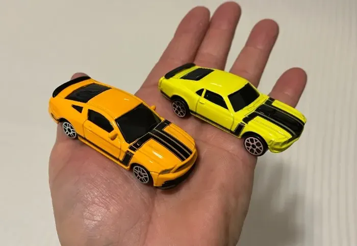 carros muscle Ford Mustang Boss 1970 e 2013 carrinhos de ferro Maisto 1/64