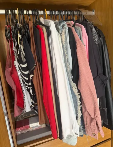 Lote de roupas para brechó 50 peças em bom estado