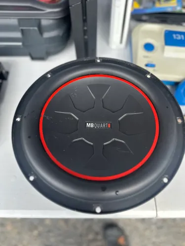 subwoofer MB Quart RWM254