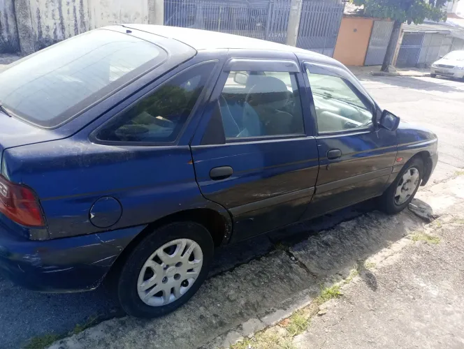 Ford Escort GL 1.8i 16V 3P 1997