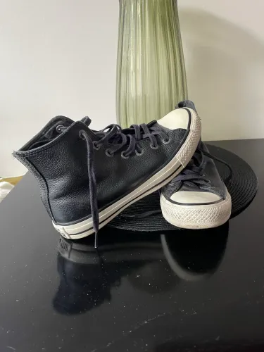 Tênis All Star em couro - original - 36