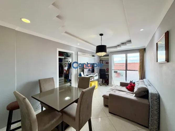 Apartamento de 01 dormitório em Coqueiros - Florianópolis