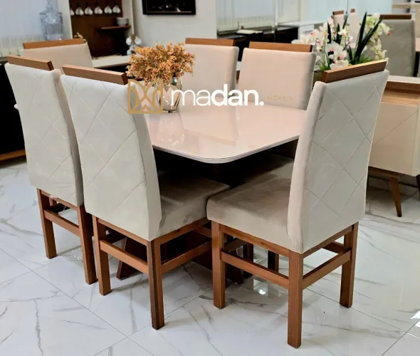 Mesa retangular com 6 cadeiras 
