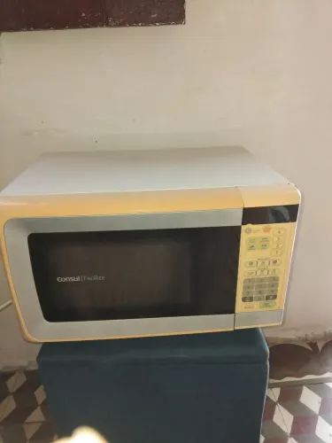Vende-se micro-ondas consul facilite 20 litros