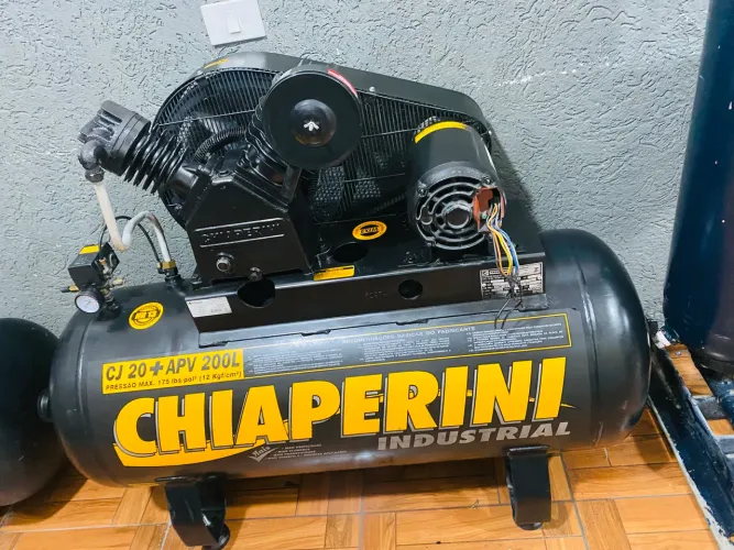 Compressor pistão 5 CV