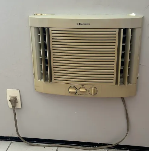 Ar condicionado de janela - Electrolux Maximus 10.000 BTUs