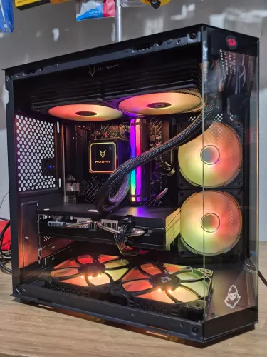 PC gamers amd Ryzen 5-5500 16gb ddr4 RX580 8GB, novo.