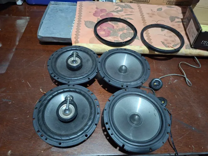 Kit duas vias e triaxial bravox