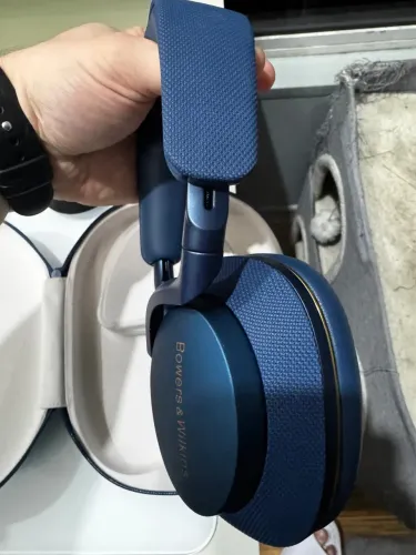 Fone Bluetooth Audiophile com ANC Bowers & Wilkins PX7 S2 Ocean Blue - Caixa Original!