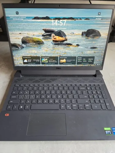 Dell G15 5511 Gamer (RTX 3060 / Tela 165Hz / i7-11800H / 16GB RAM)