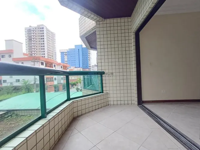 Apartamento para locação no Canto do Forte em Praia Grande a 600 m da praia