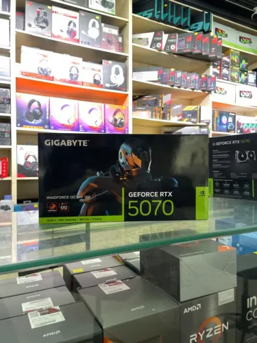 Placa de Vídeo Gigabyte GeForce RTX 5070 WINDFORCE OC SFF 12G - Nova | KLS Informática