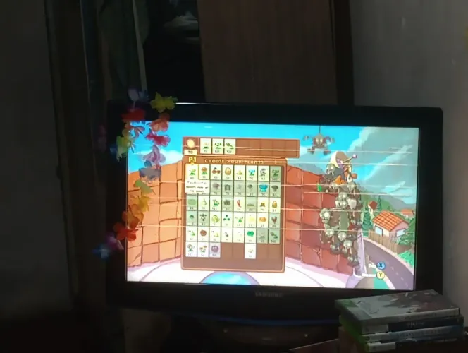 (Desapego no Campo Limpo) "Tv foulcona" Vendo TV Samsung de 32 polegadas.
