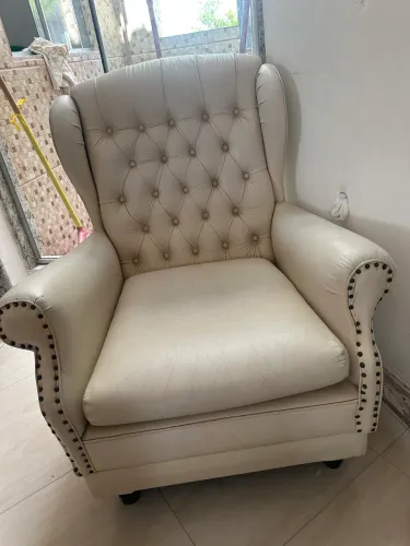 Poltrona capitone couro
