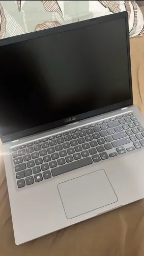 Notebook ASUS VivoBook Usado em Ótimo Estado