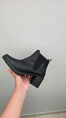 Vende-se bota
